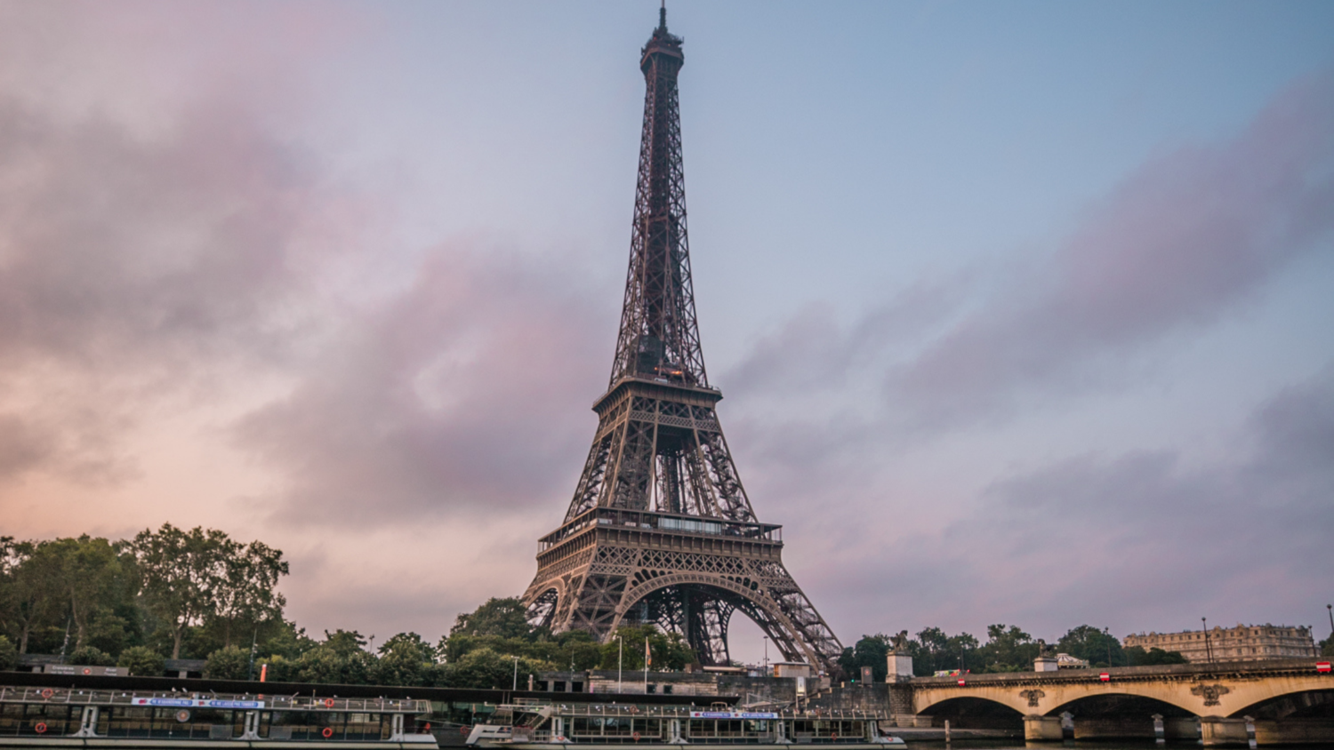 The Best Places To Take Photos With Eiffel Tower Limitless
