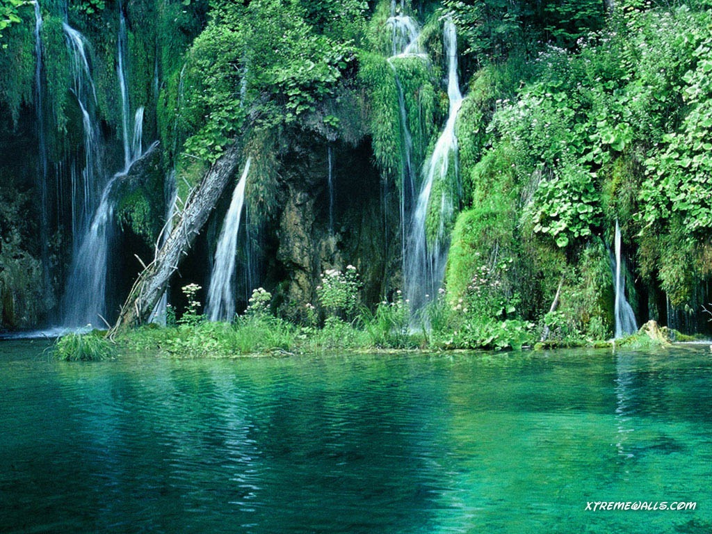 Waterfalls 1024x768 high quality wallpaper This Free Waterfalls