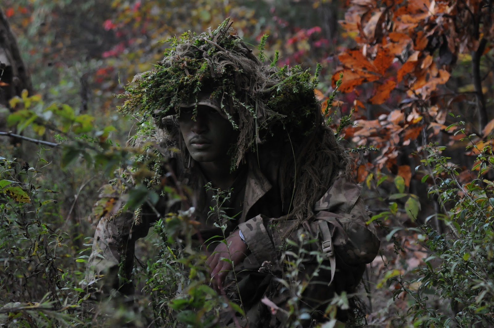  Gear and Military Clothing News Marine Wearing MultiCam Ghillie Suit 1600x1063