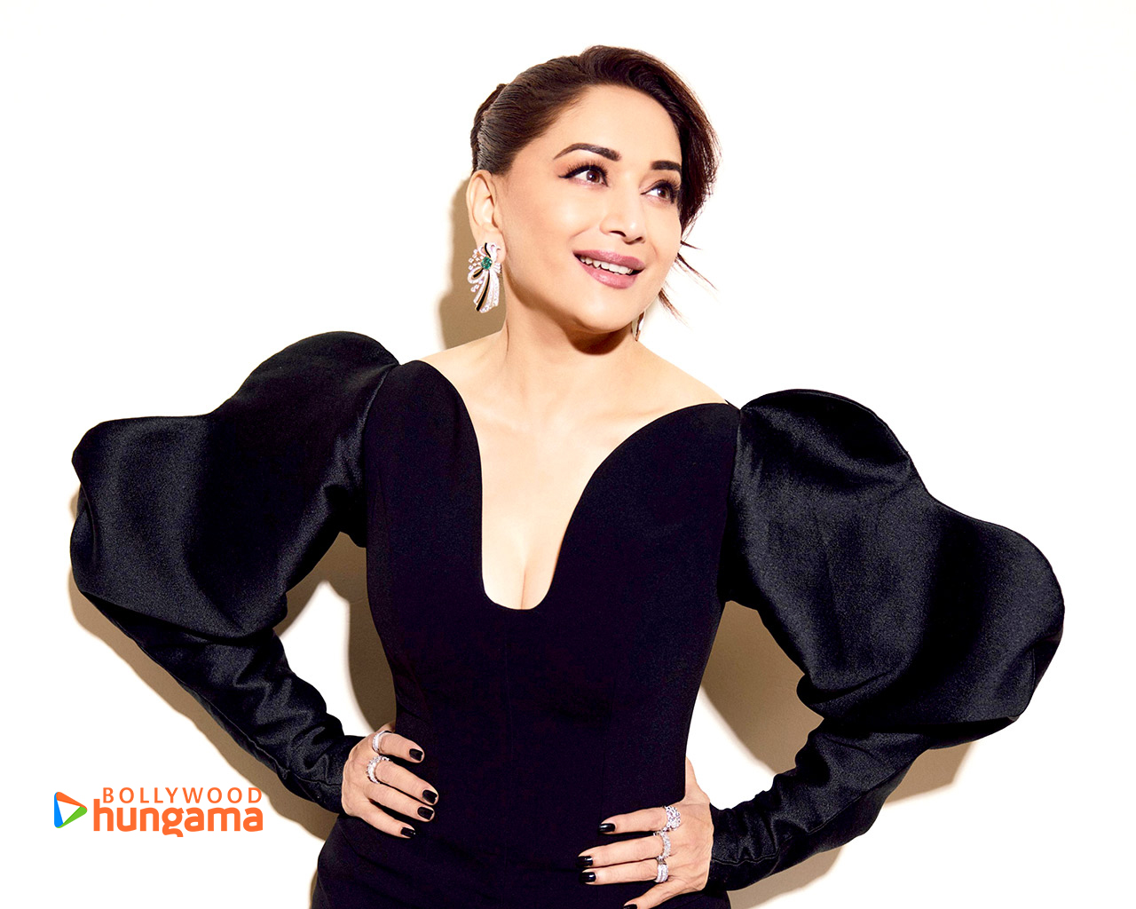 Madhuri Dixit Wallpaper
