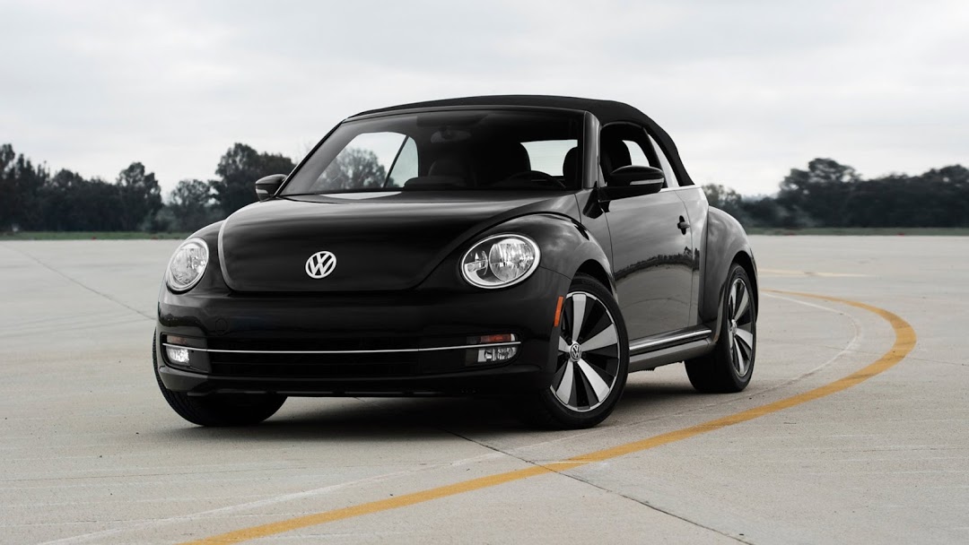 2013 Volkswagen Beetle Turbo HD Wallpaper 1080x608