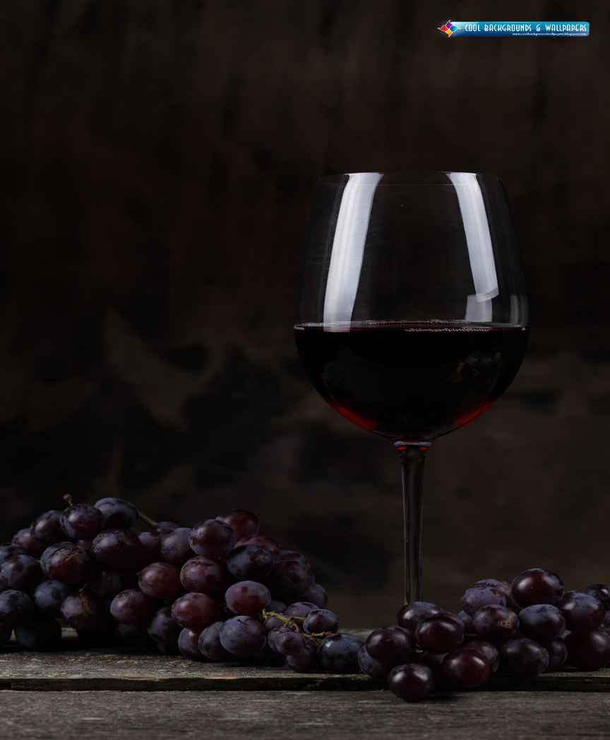 Wine And Grapes HD Wallpaper