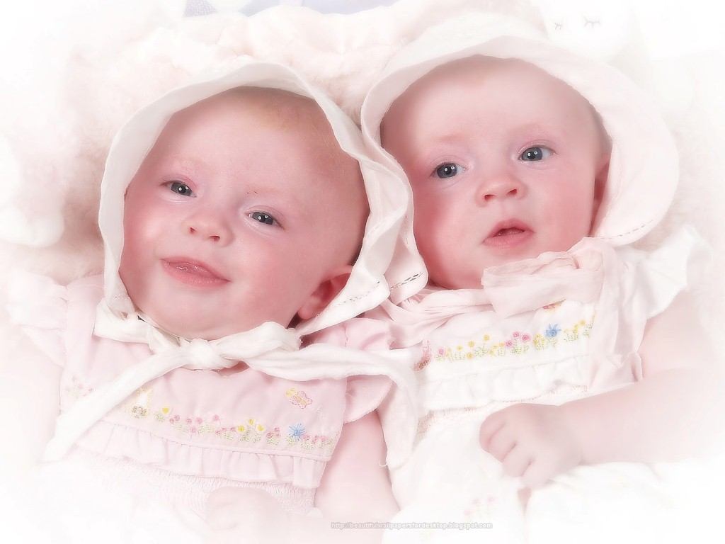 Cute Twin Baby Wallpaper High Resolution