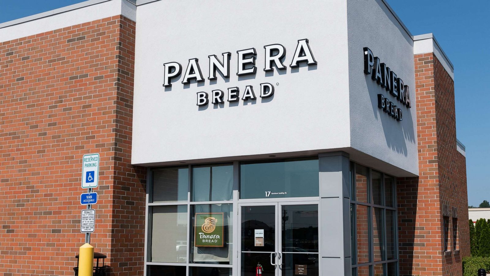 Why This Tiktok Video Of Panera S Frozen Mac And Cheese Is Going