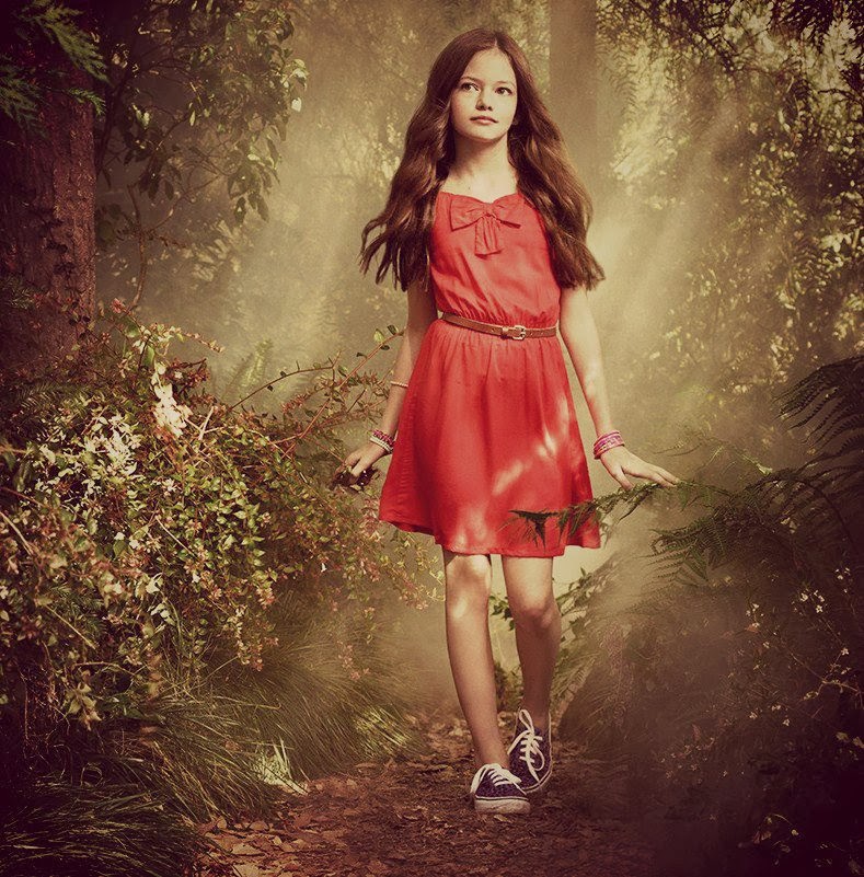All About Hollywood Stars Mackenzie Foy HD Wallpaper