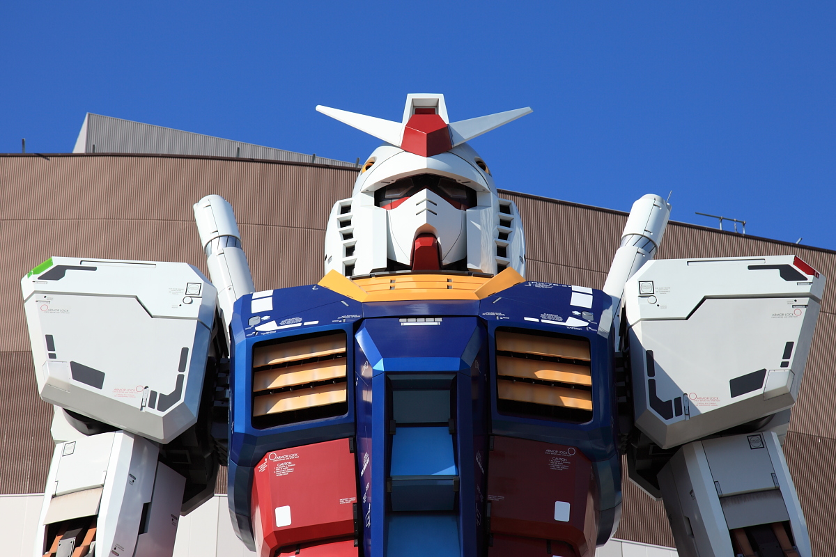 Life Size Gundam Statue Diver City Tokyo Odaiba New