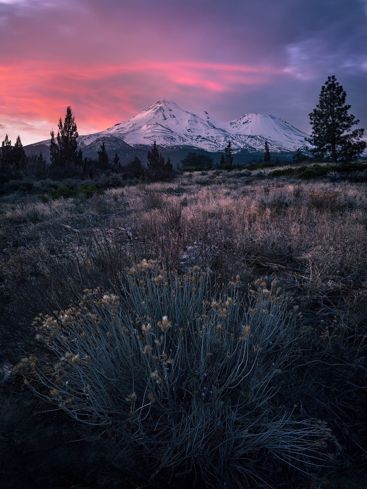 Mt Shasta Ca Winter Sunrise Oc 2048x In iPad