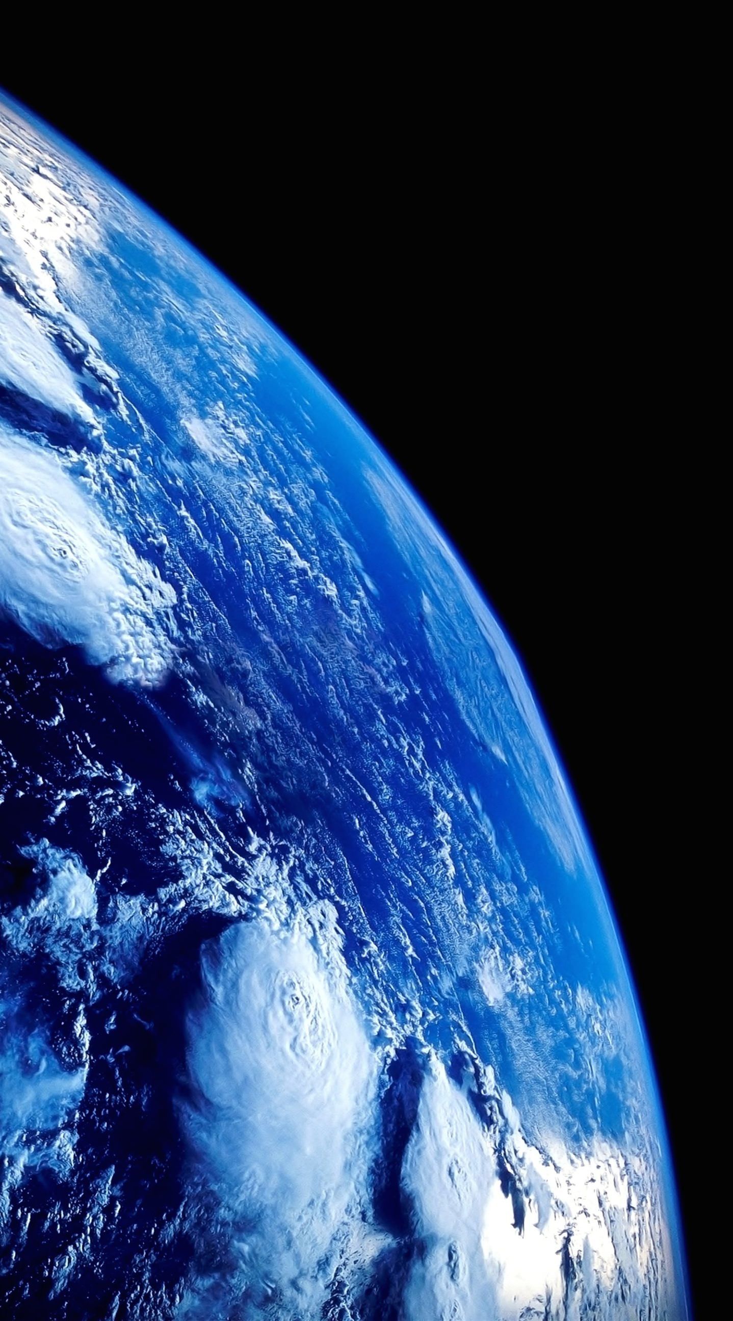 iPhone Earth Wallpaper On