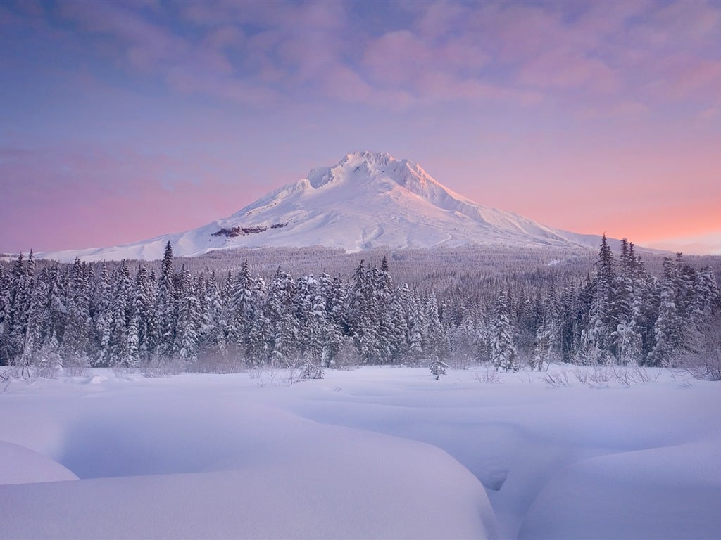 Mount Hood Sunrise desktop wallpaper winter   1024x768 wallpaper 1024x768