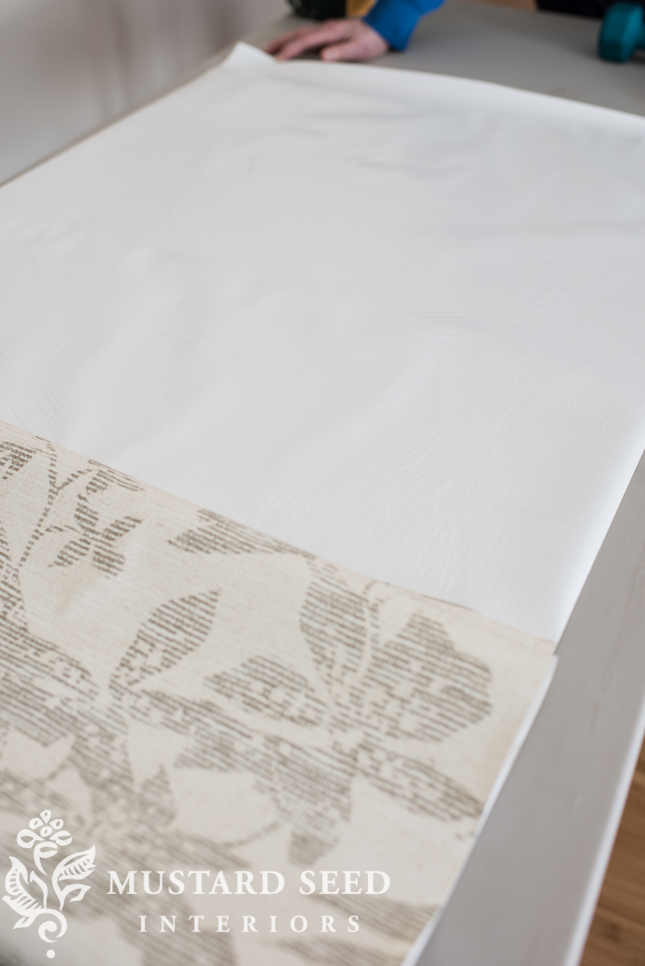 Free download wallpapering the guest room pasted vs unpasted Miss