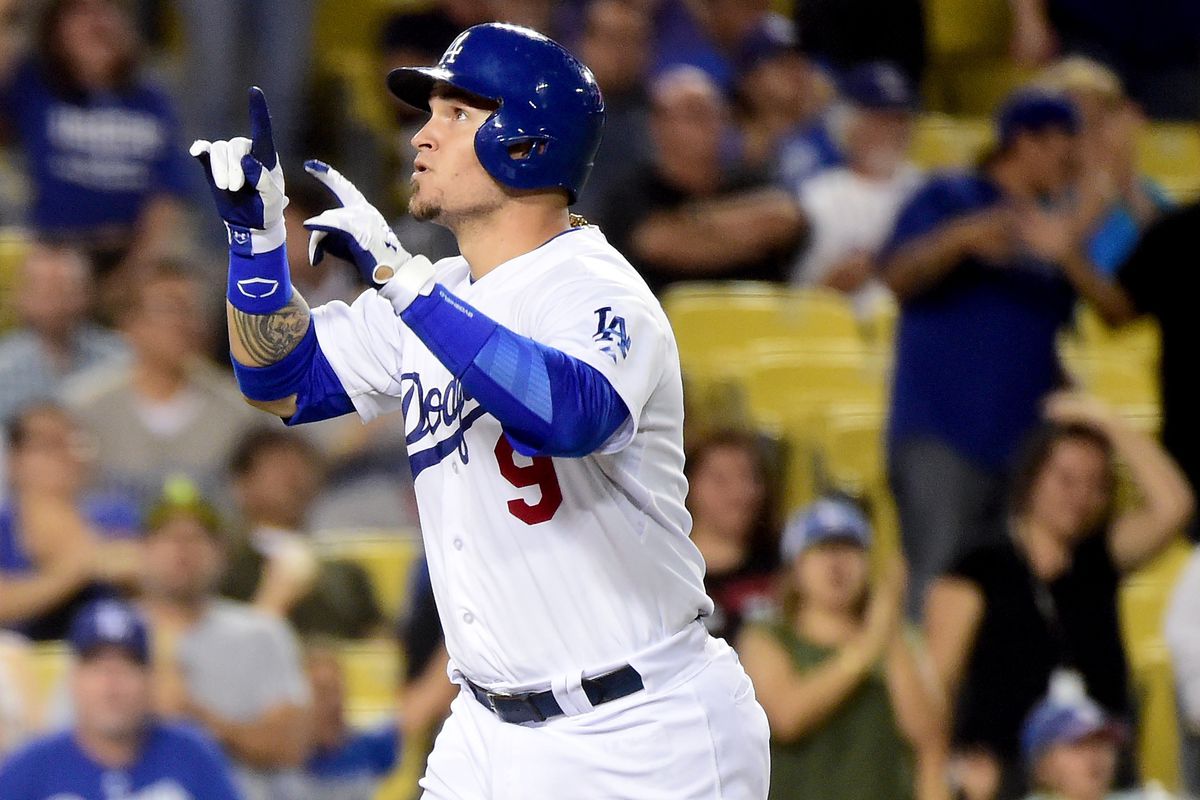 No Labrum Repair Needed In Yasmani Grandal Shoulder Surgery True