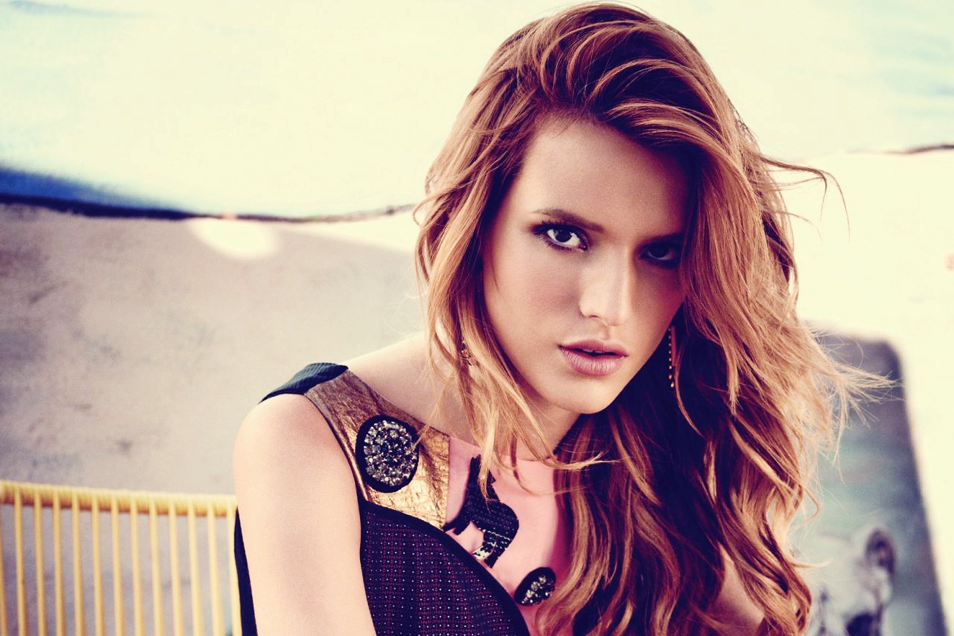 Discover more than 70 bella thorne wallpaper super hot - in.cdgdbentre