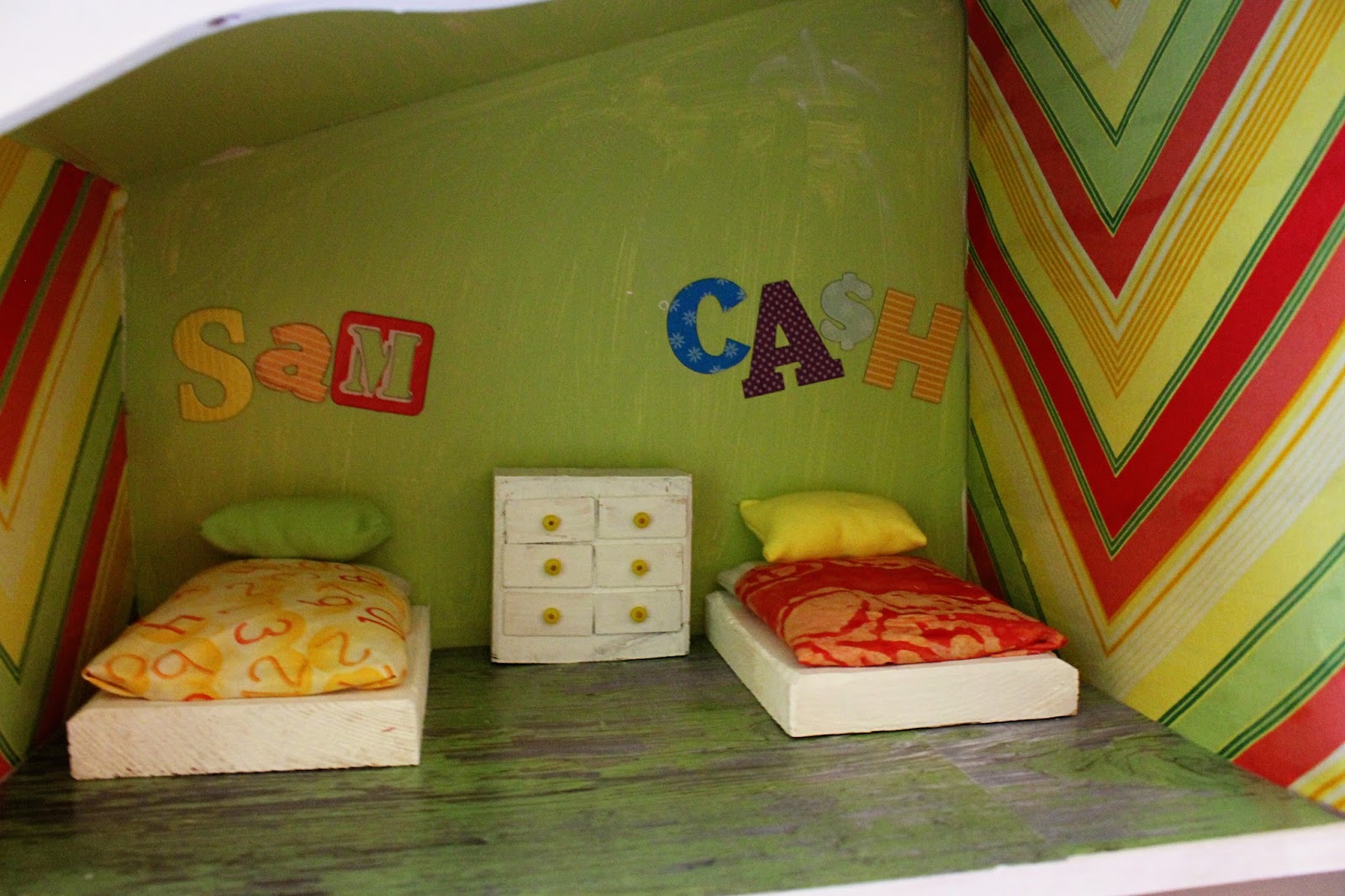 DIY Dollhouse Wallpaper WallpaperSafari