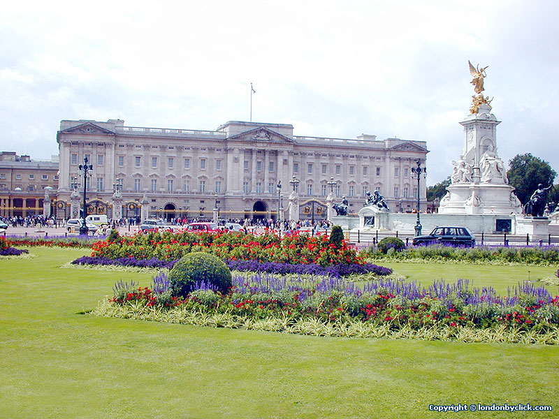 Carrie Bernard Buckingham Palace Background
