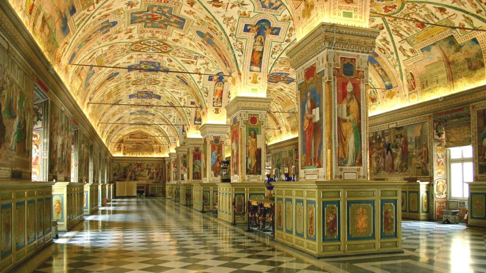 Vatican Museum Travel Choice Wallpaper
