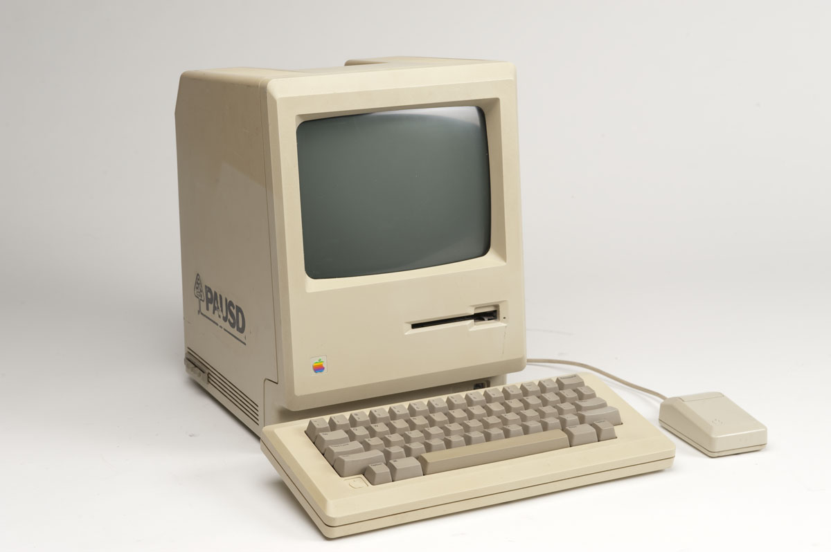 Old Apple Computer Free Wallpapers