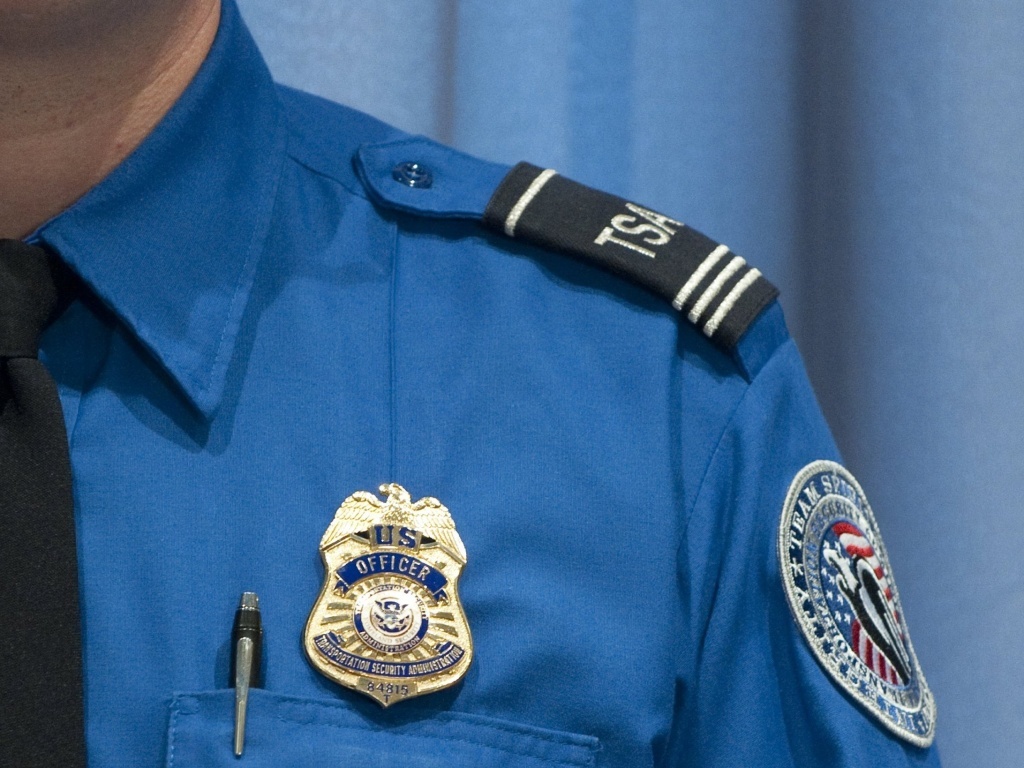 For Tsa Officers Congress Inaction On Funding Could Hit Home