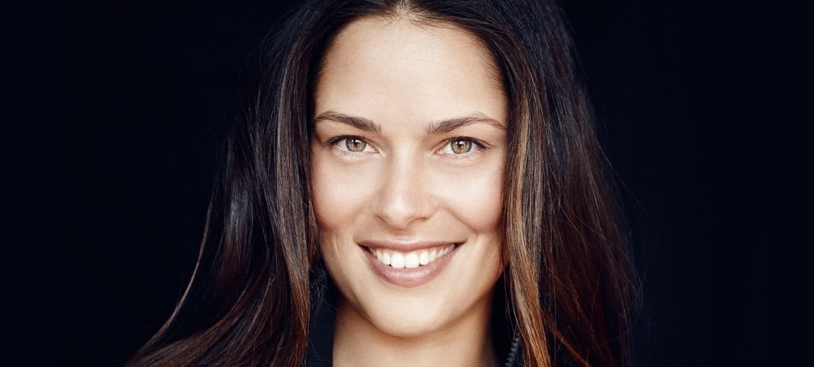 Wallpaper And Pictures Ana Ivanovic By Suzi Bergen