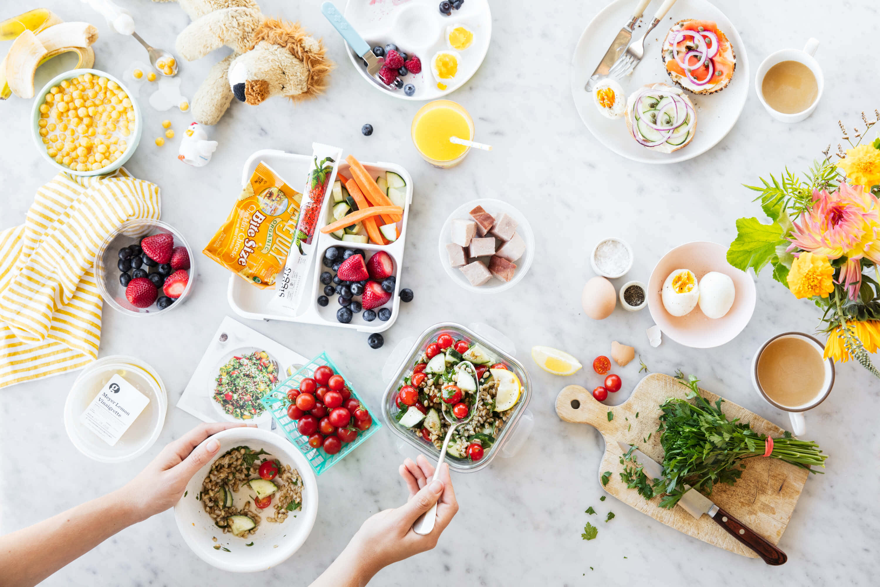 A Table With Lot Of Food On It Wallpaper
