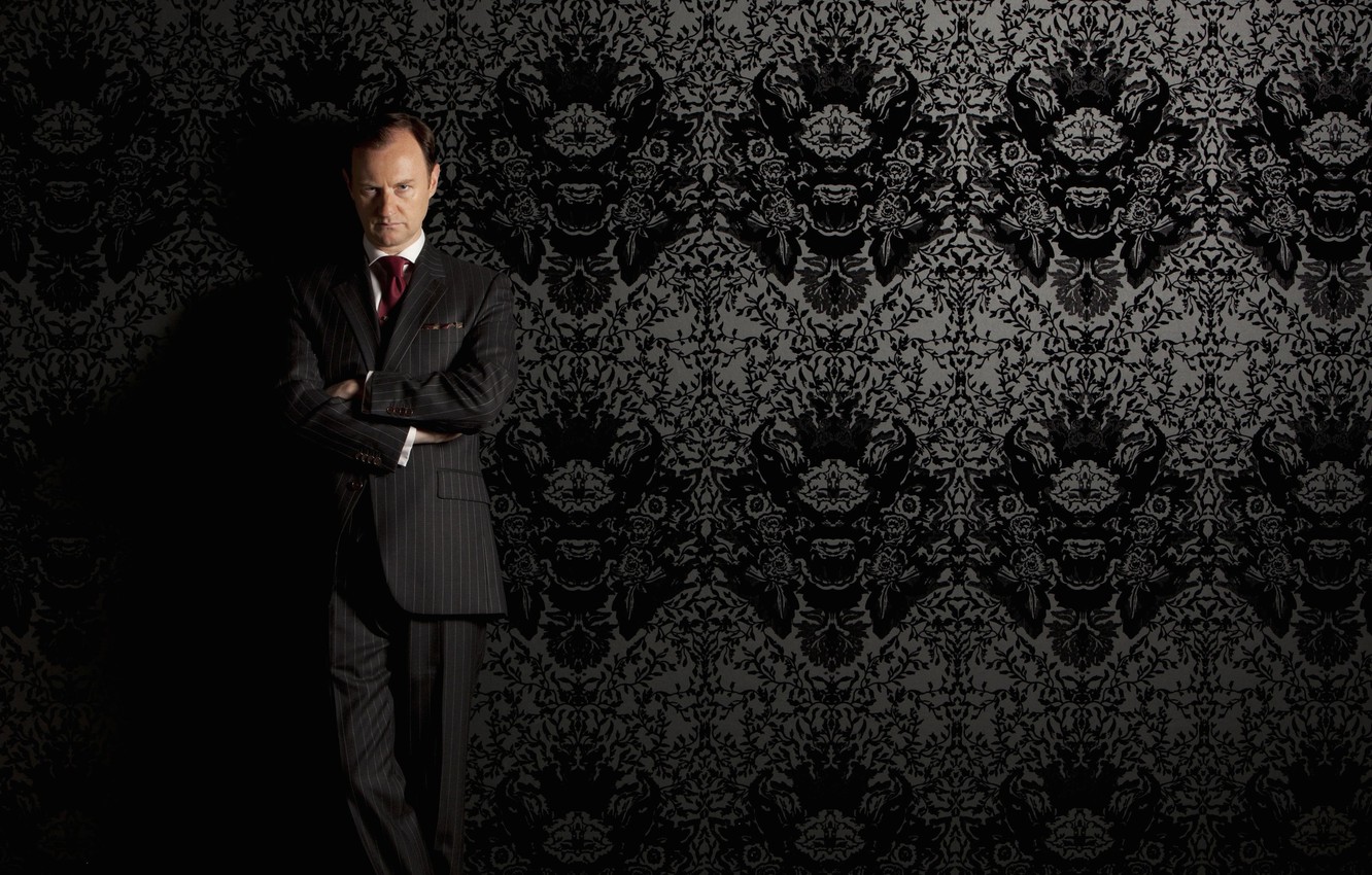 Wallpaper Look Wall Sherlock Mark Gatiss Mycroft
