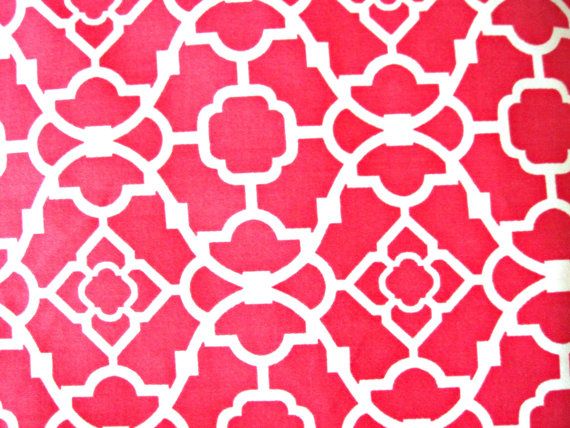 Pink White Fabric Yardwaverly Lattice Raspberries Quatrefoil