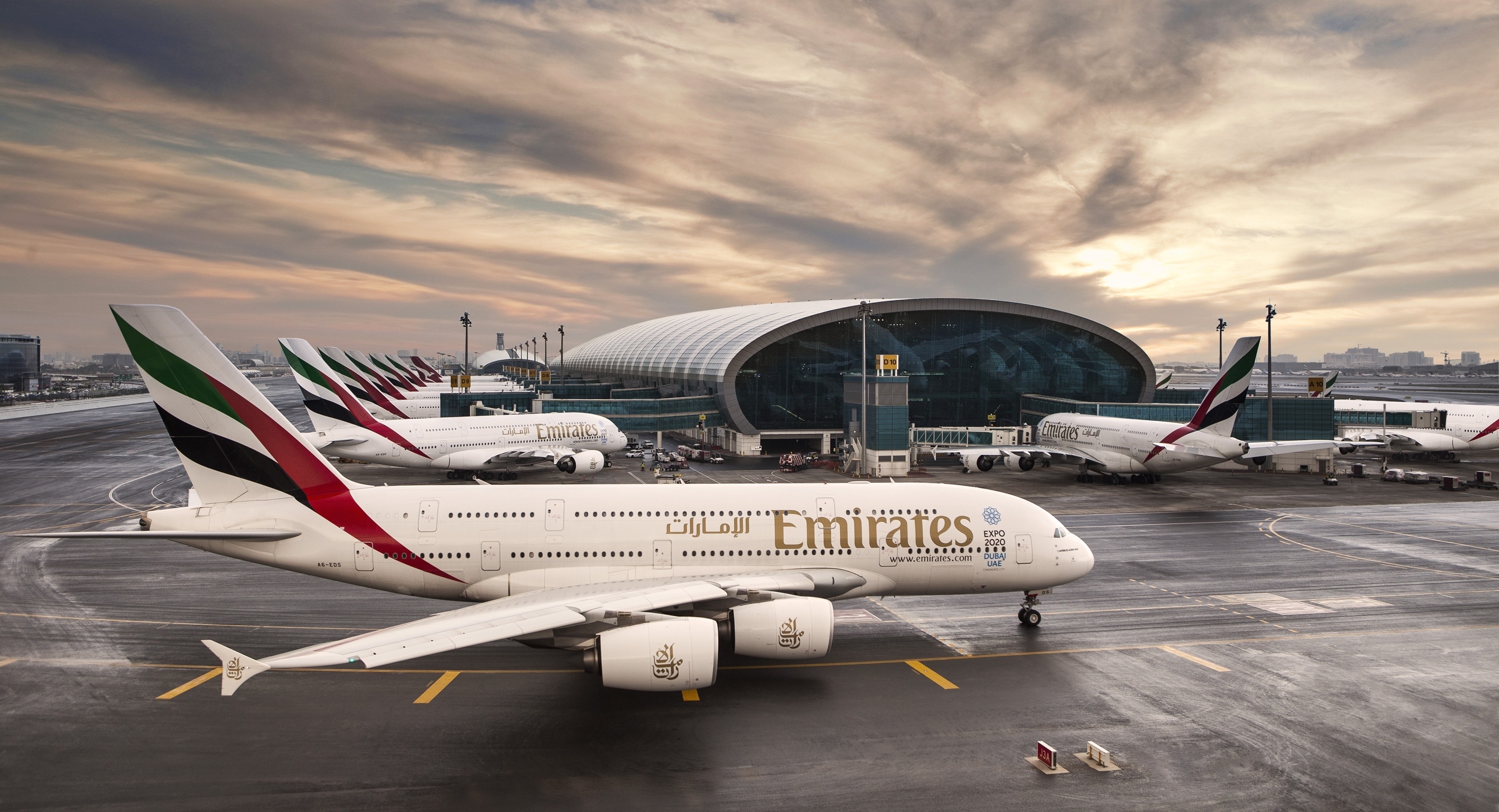 Emirates Airline Desktop Backgrounds