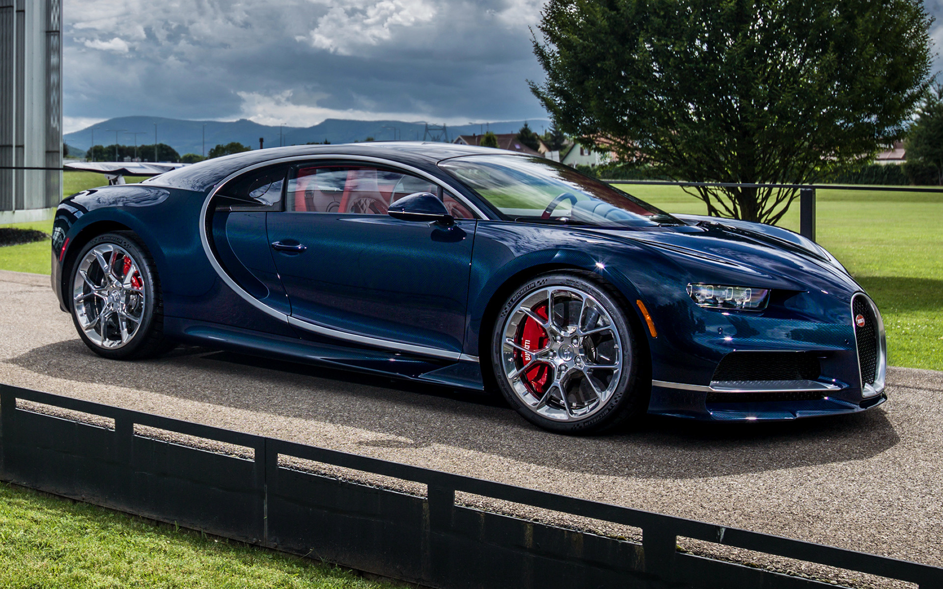 Bugatti Chiron Wallpaper HD Car