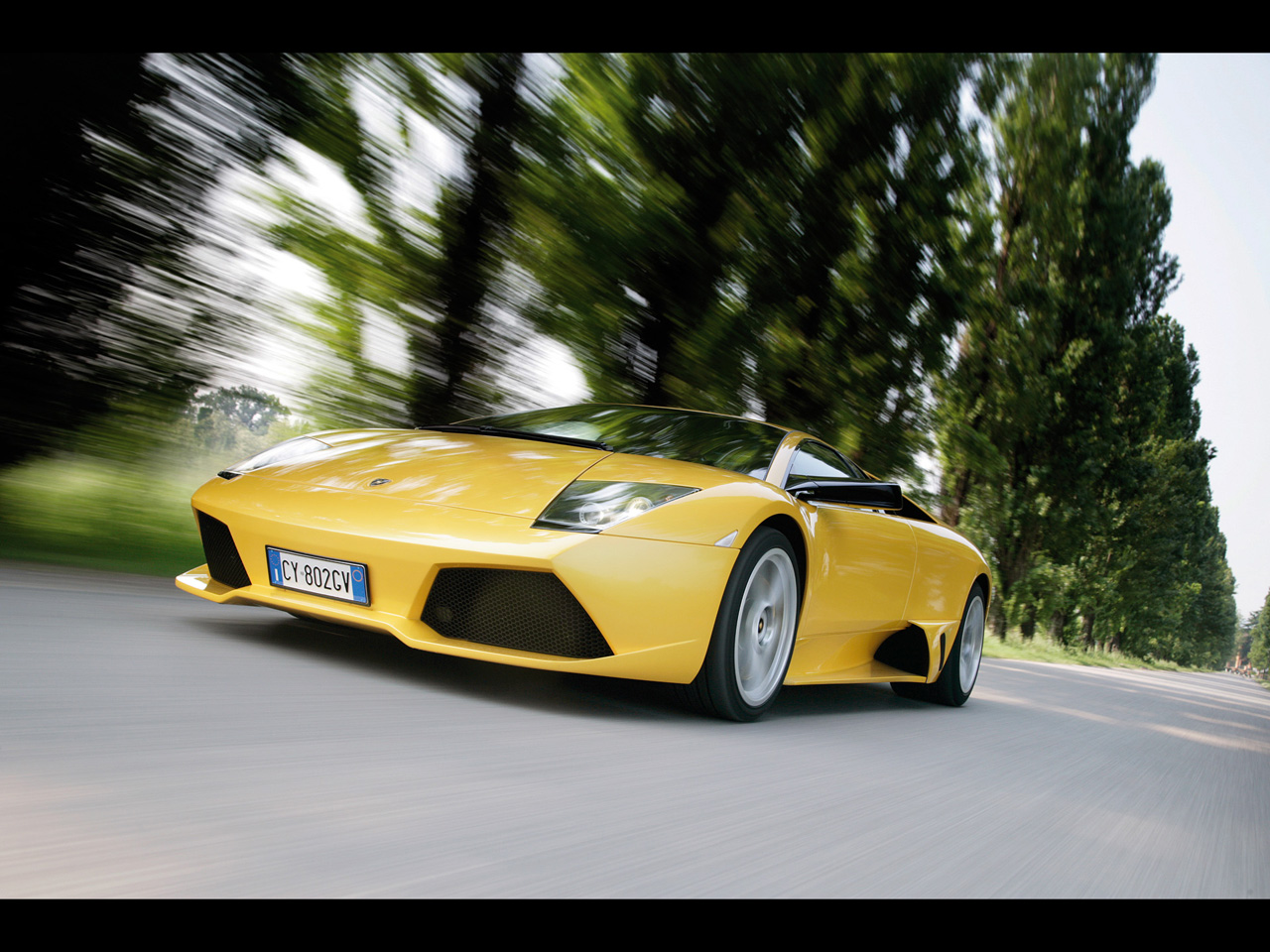 Lamborghini Murcielago Lp640 Yellow Front Angle Speed