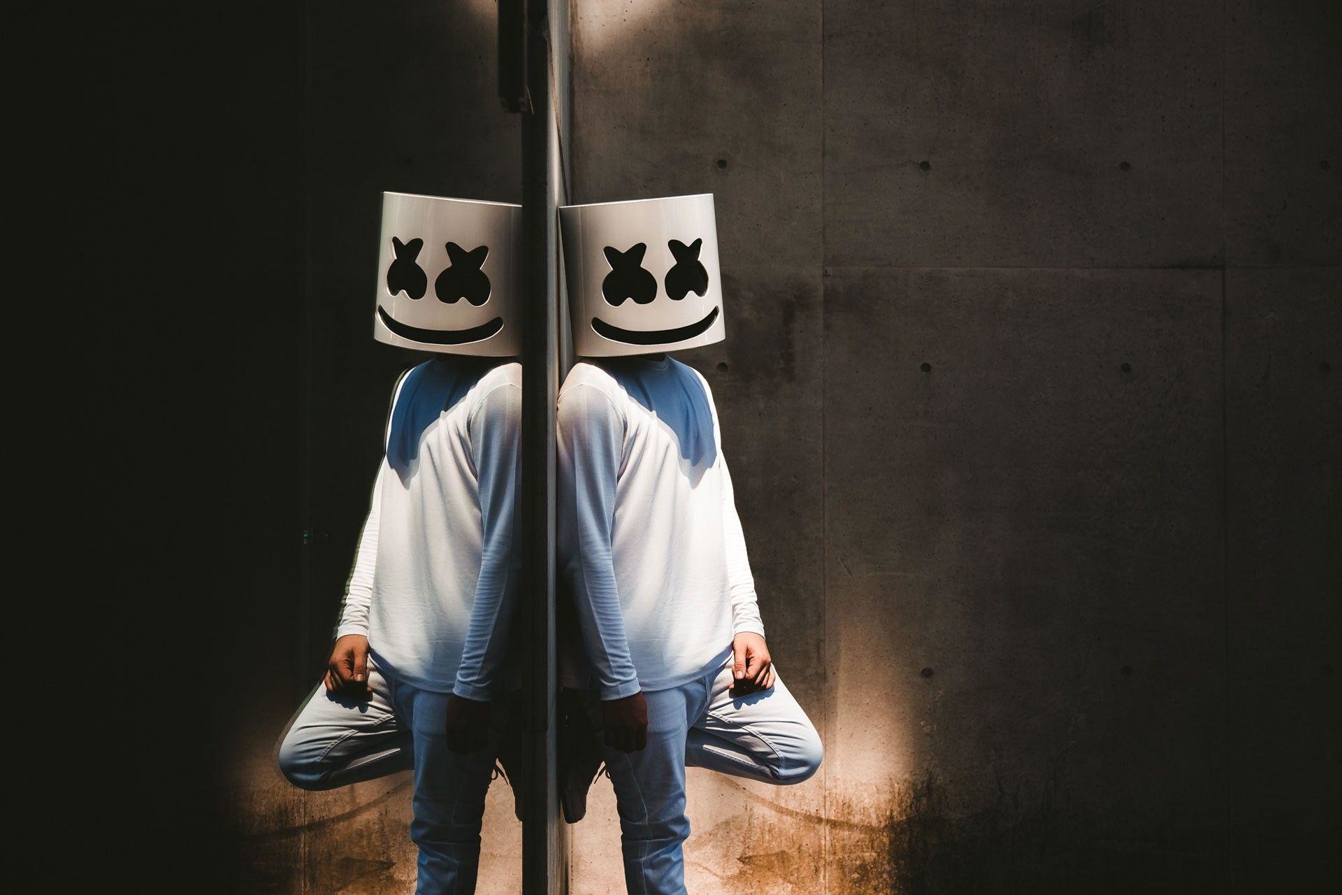 Dj Marshmello Wallpaper