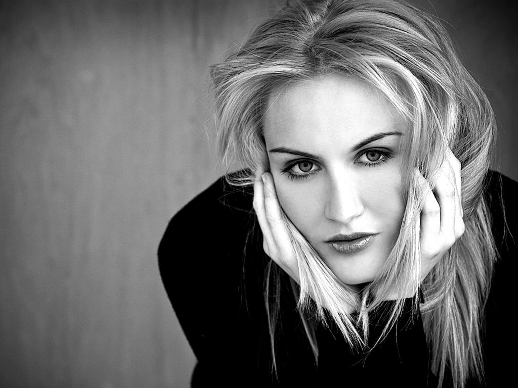 Black And White Portrait Photography Wallpaper HD Widescreen