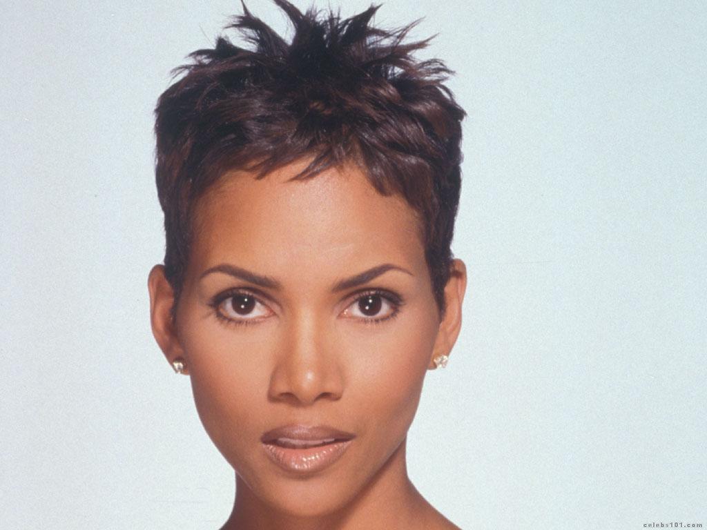 Free download Halle Berry High quality wallpaper size 1024x768 of Halle ...
