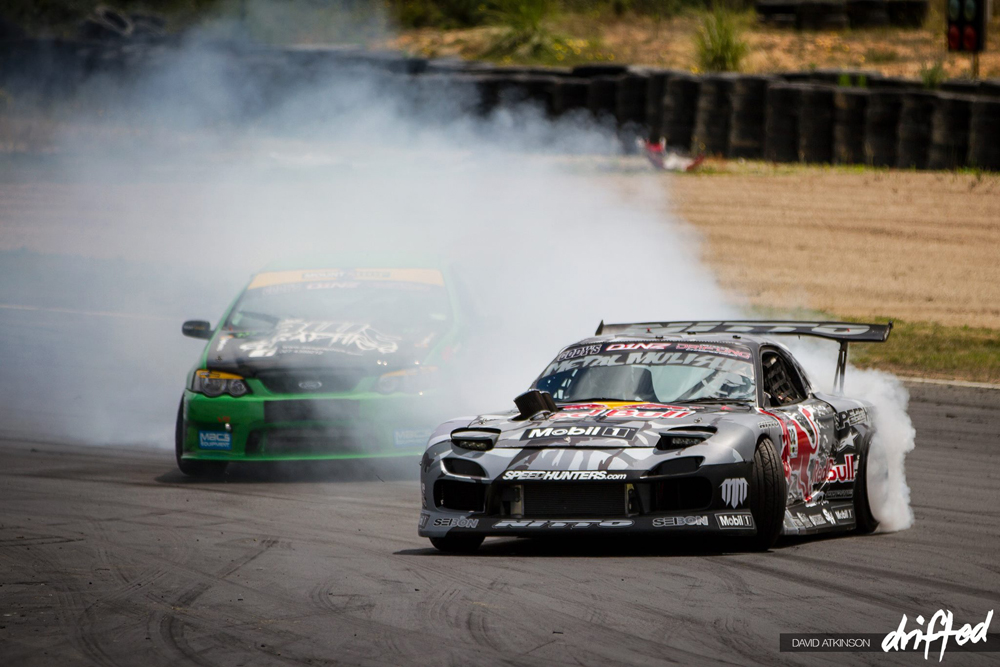Features D1nz Drivers Mad Mike And Shane Van Gisbergen Doing Battle