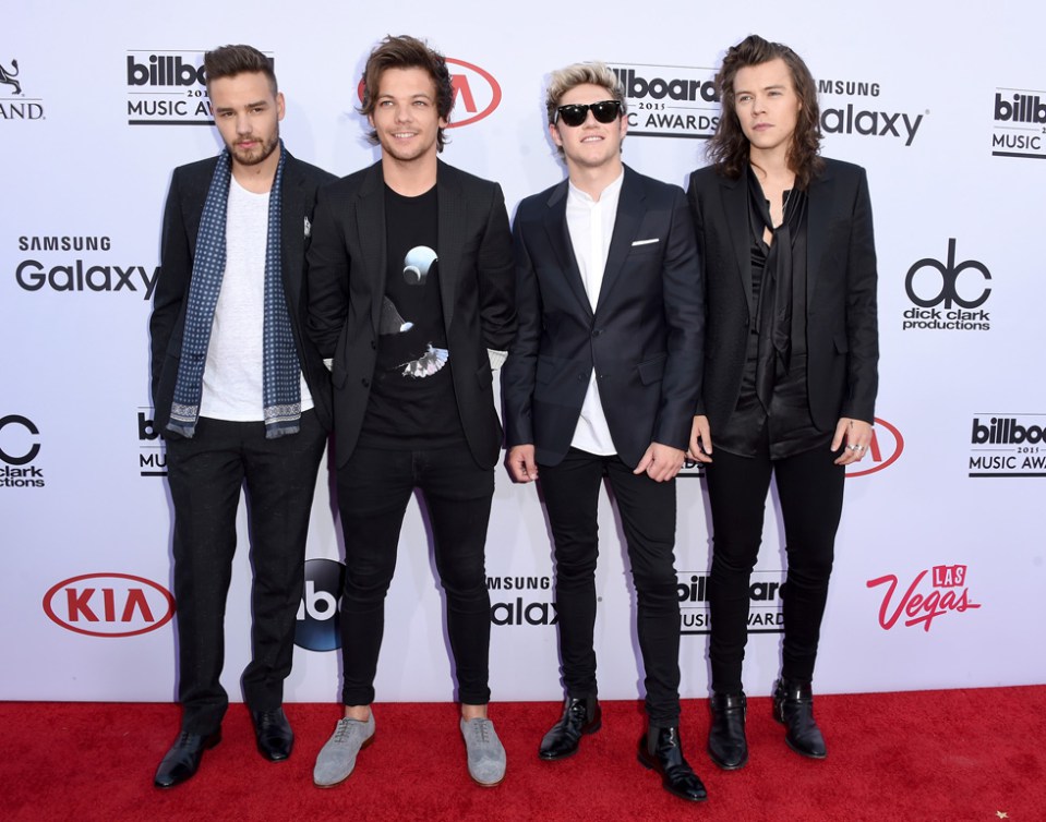 One Direction Walk First Red Carpet As A Foursome Dedicate Billboard 959x754