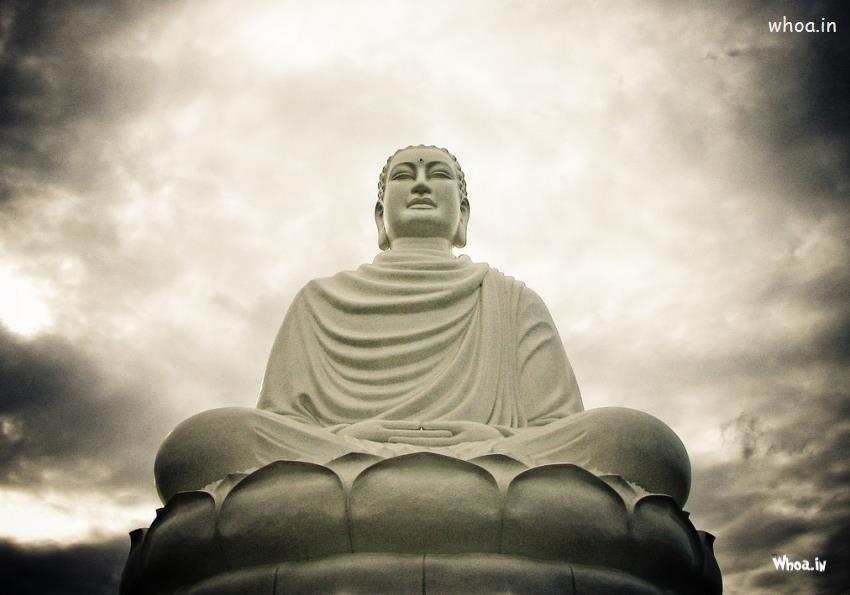 Lord Buddha Samadhi Statue Atop Of Lotas Wallpaper