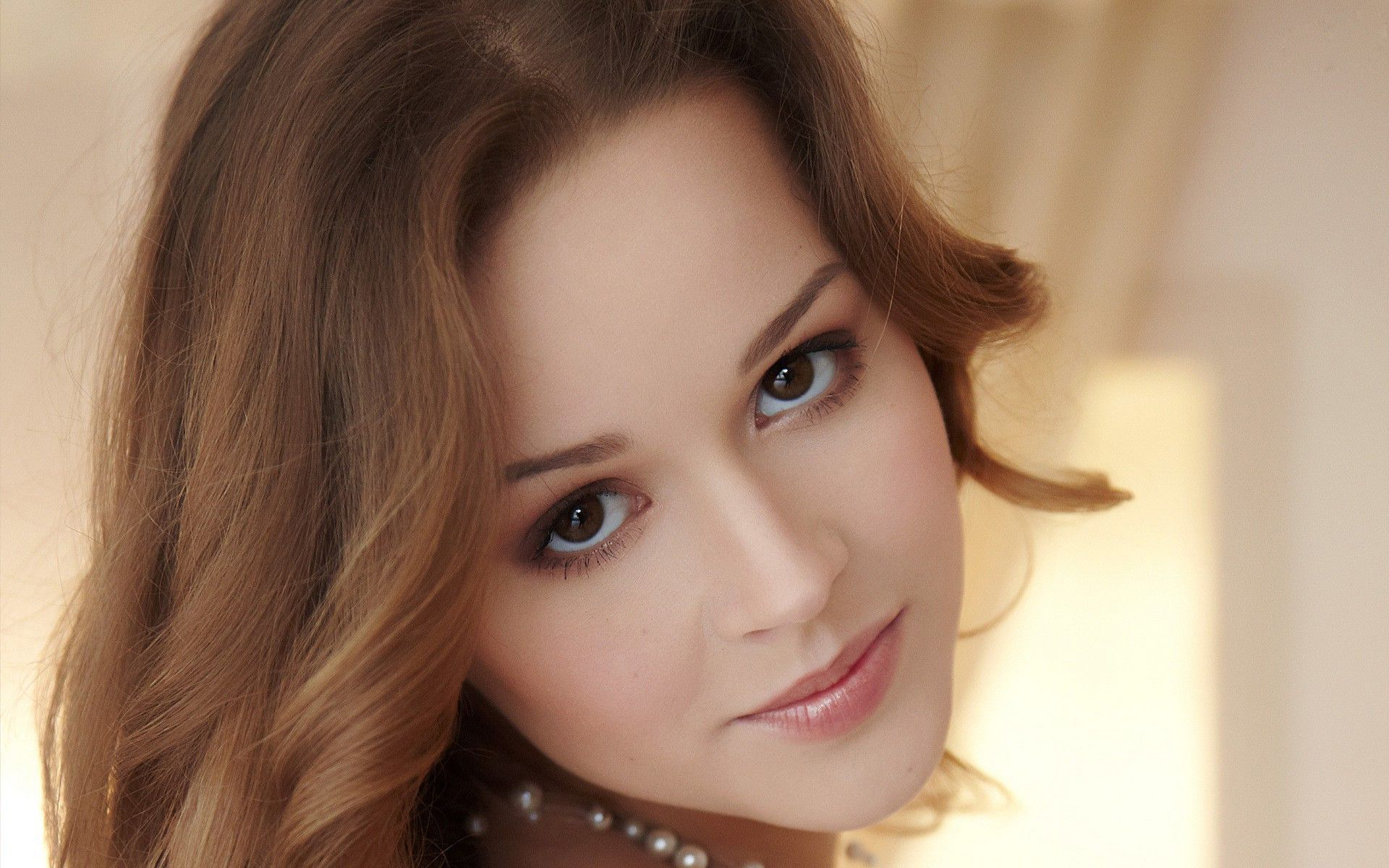 Beautiful Girl HD Wallpaper 1080p