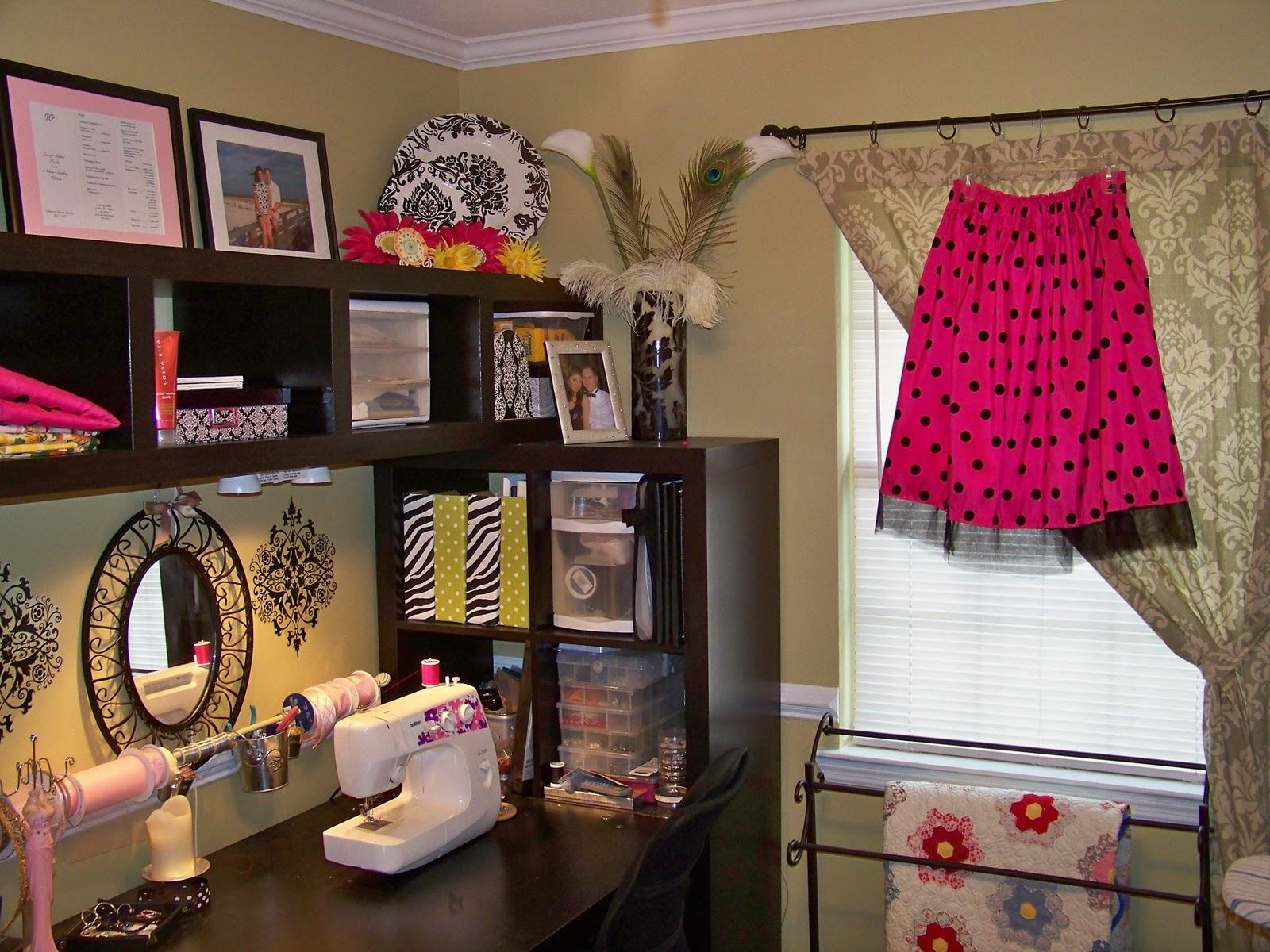 Wallpaper Background Brain Needed Pink Super Girly Craft Room