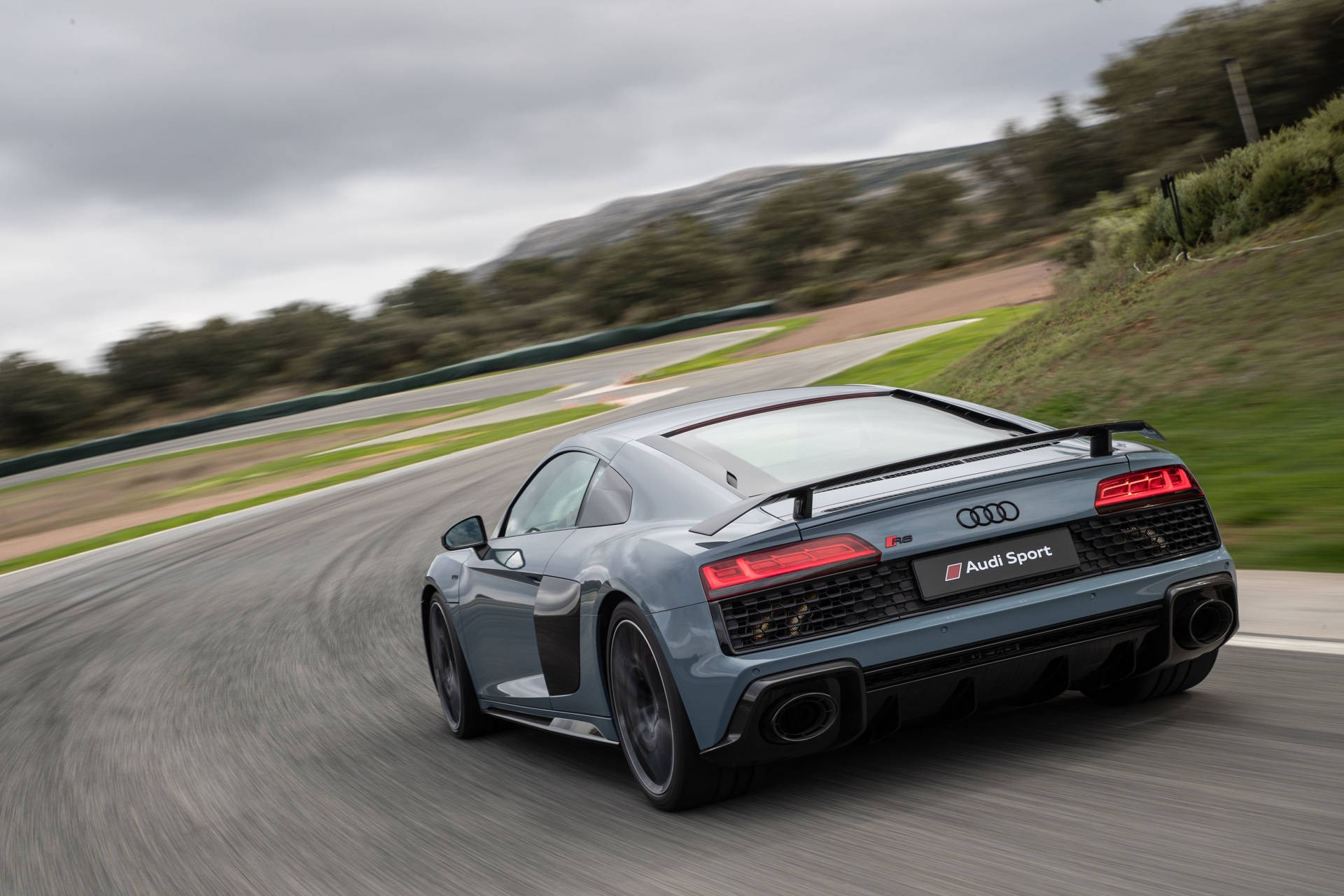 Audi R8 Wallpaper