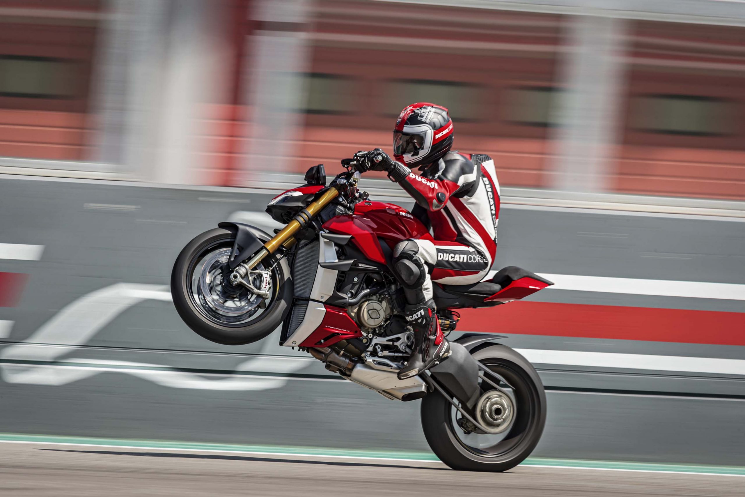 Even More Photos of the Ducati Streetfighter V4 Asphalt Rubber