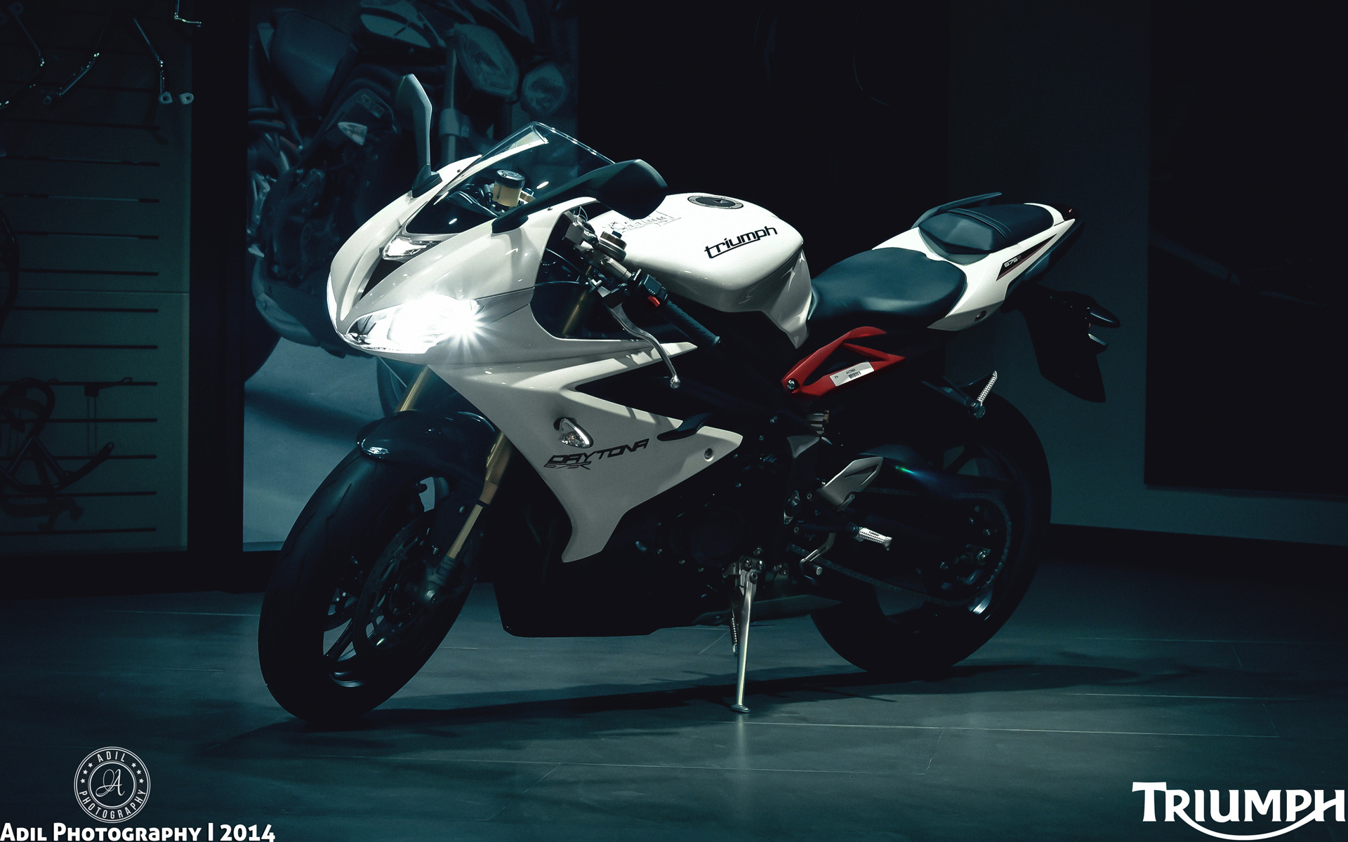 Free Download You Can Download Triumph Daytona 675r Motorcycle Hd Wallpaper 19 19x10 For Your Desktop Mobile Tablet Explore 72 Triumph Motorcycle Wallpaper Triumph Scrambler Wallpaper Lingerie Motorcycle Wallpaper