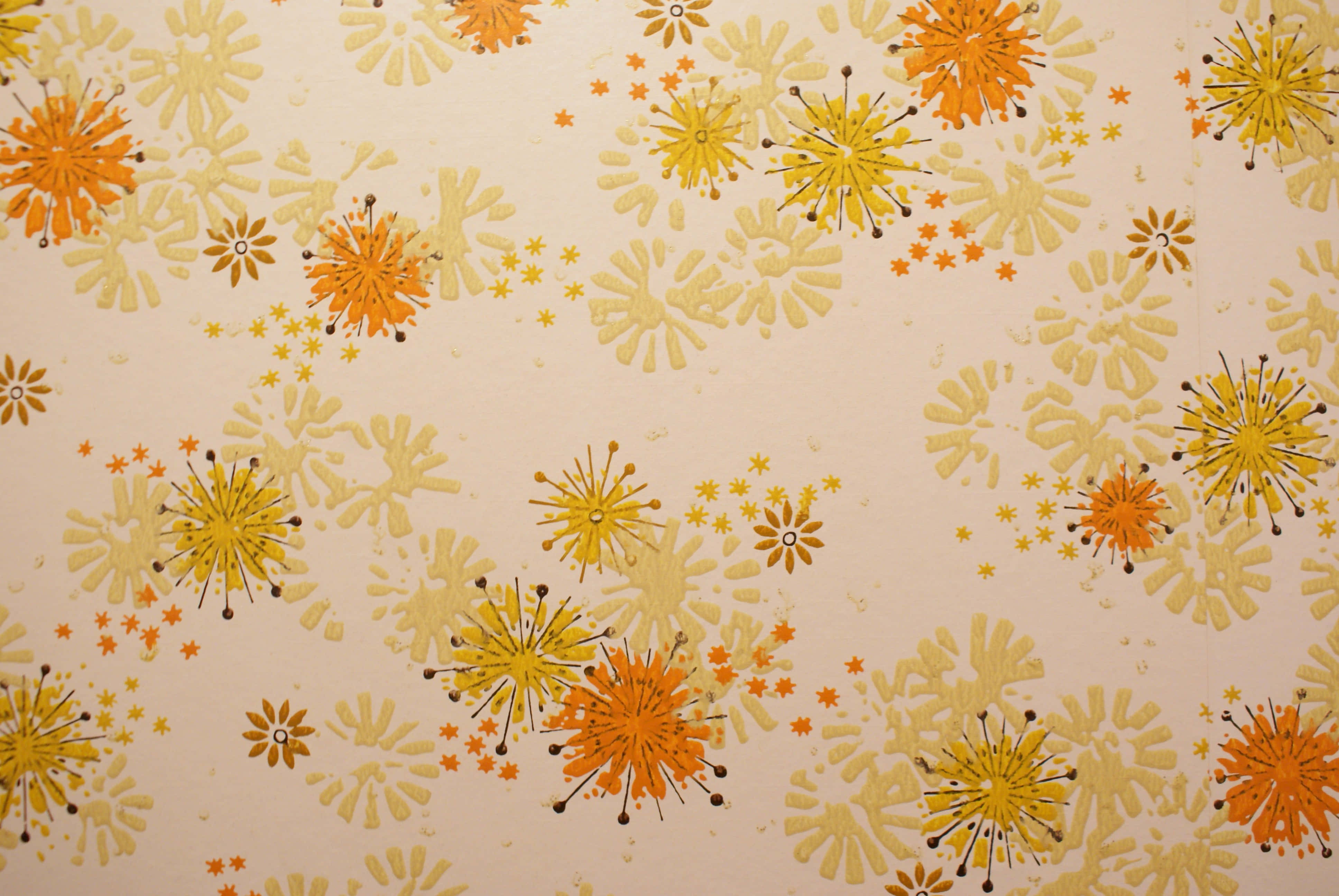 Retro Yellow Wallpaper