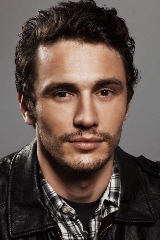 James Franco Stages Paparazzi Photos Where He Makes Out