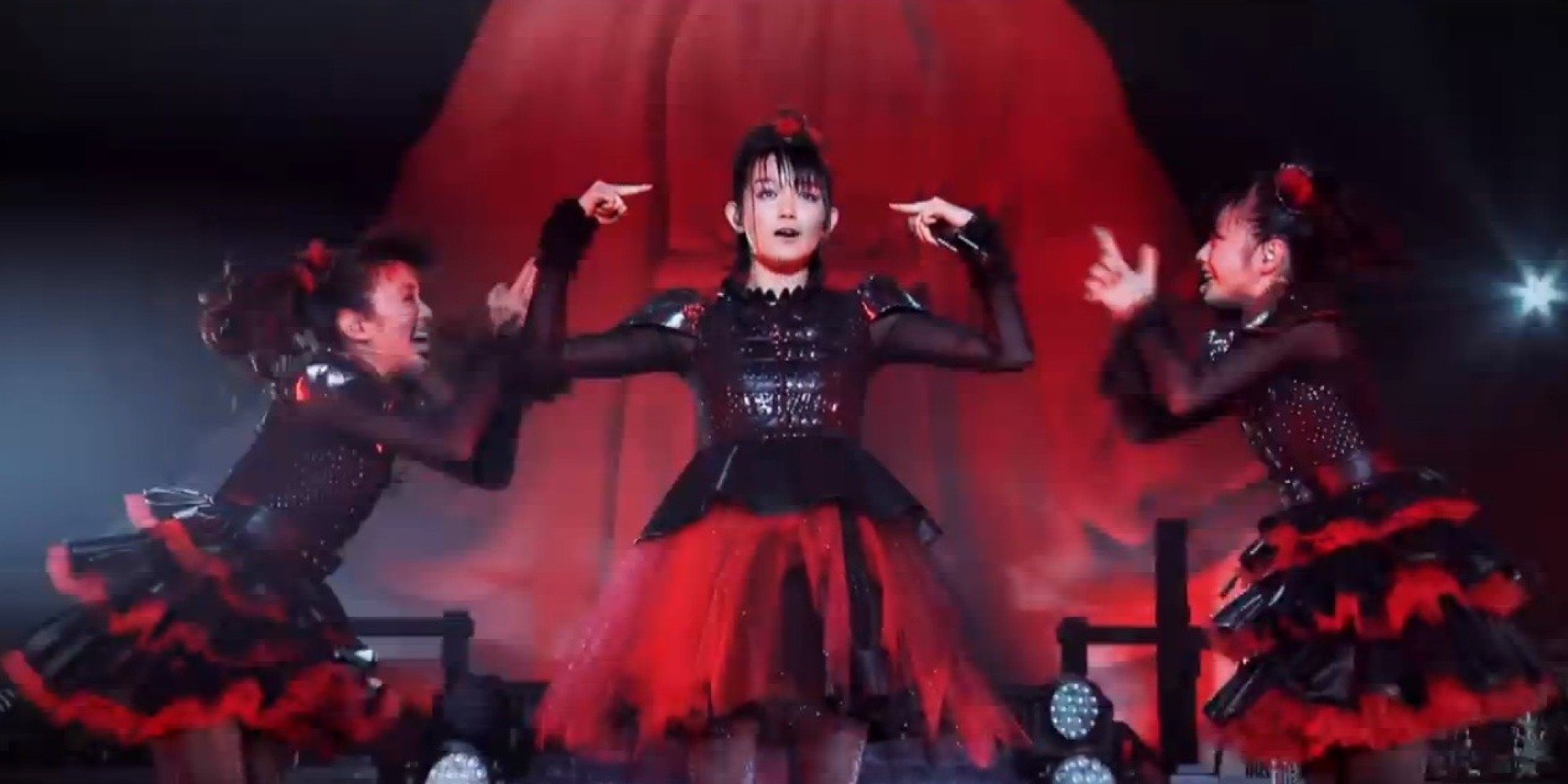 Babymetal Japan S Cute Heavy Metal Band Releases New Video
