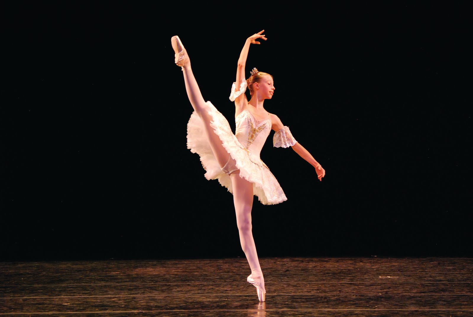 Wallpaper Brown haired Ballet Dancing Girls Jump Hands frock