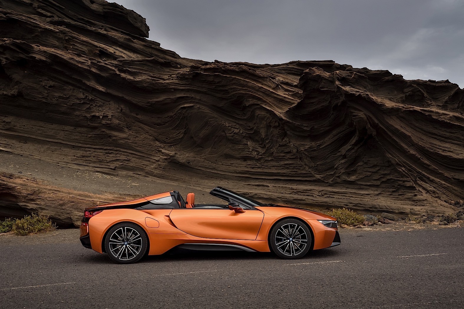 Bmw I8 Coupe Gets A Roadster Brother And More