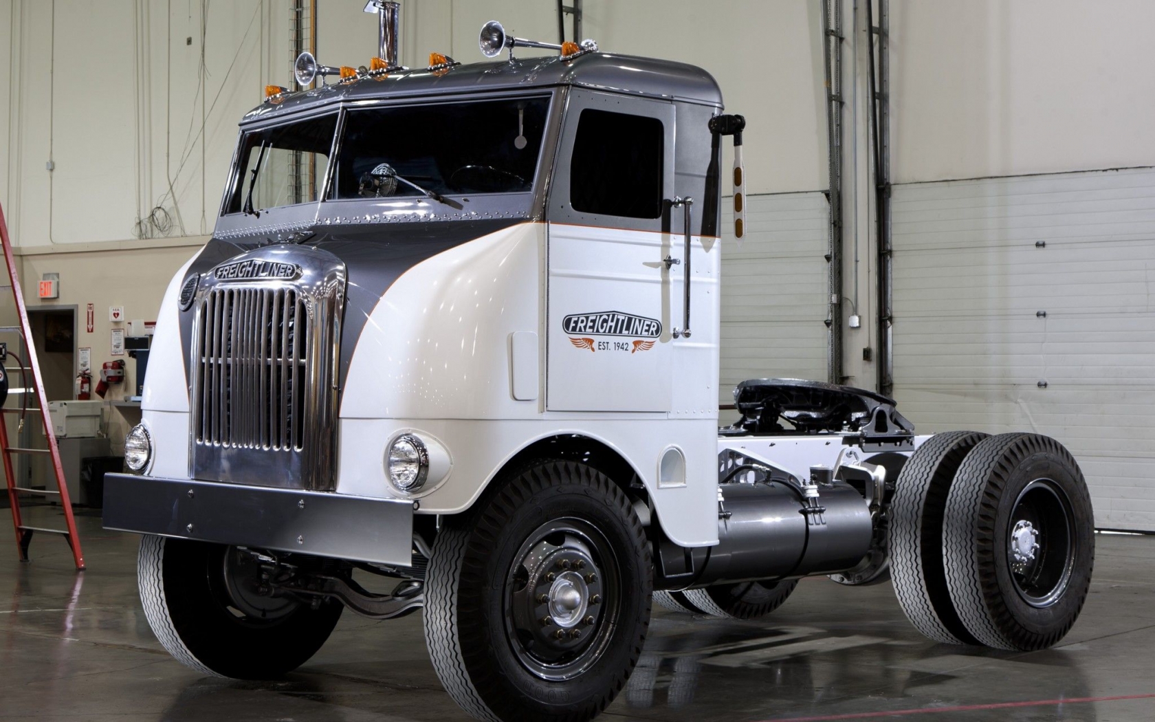 Freightliner Cabover Pictures Semi