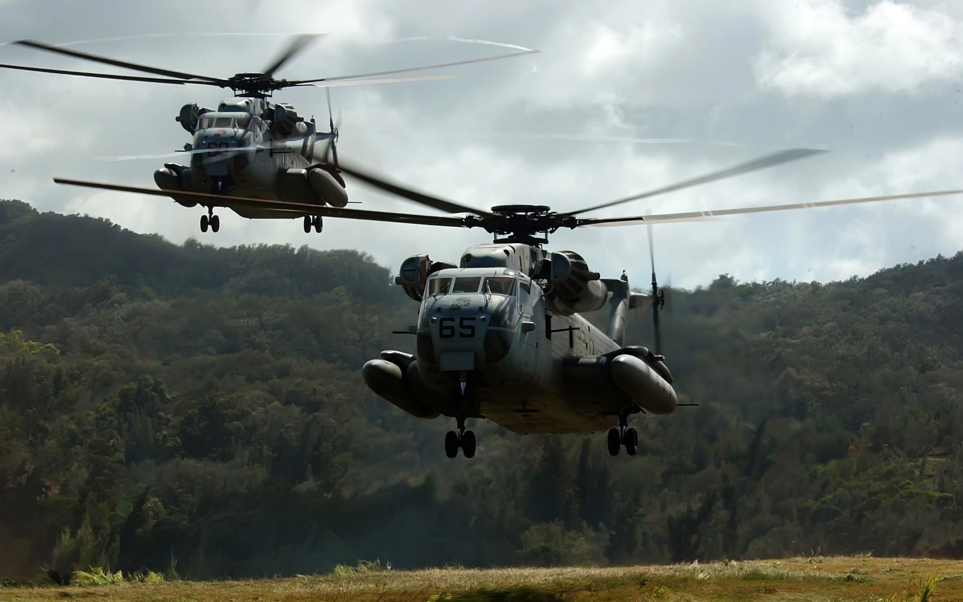 Apache Helicopters Desktop Wallpaper