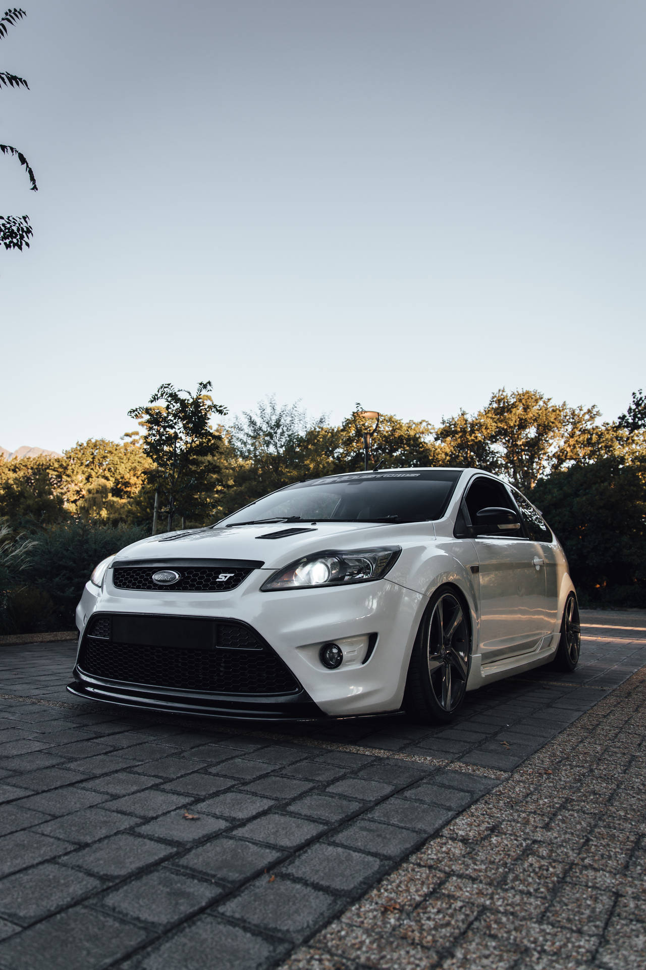 Ford iPhone Parked Wallpaper