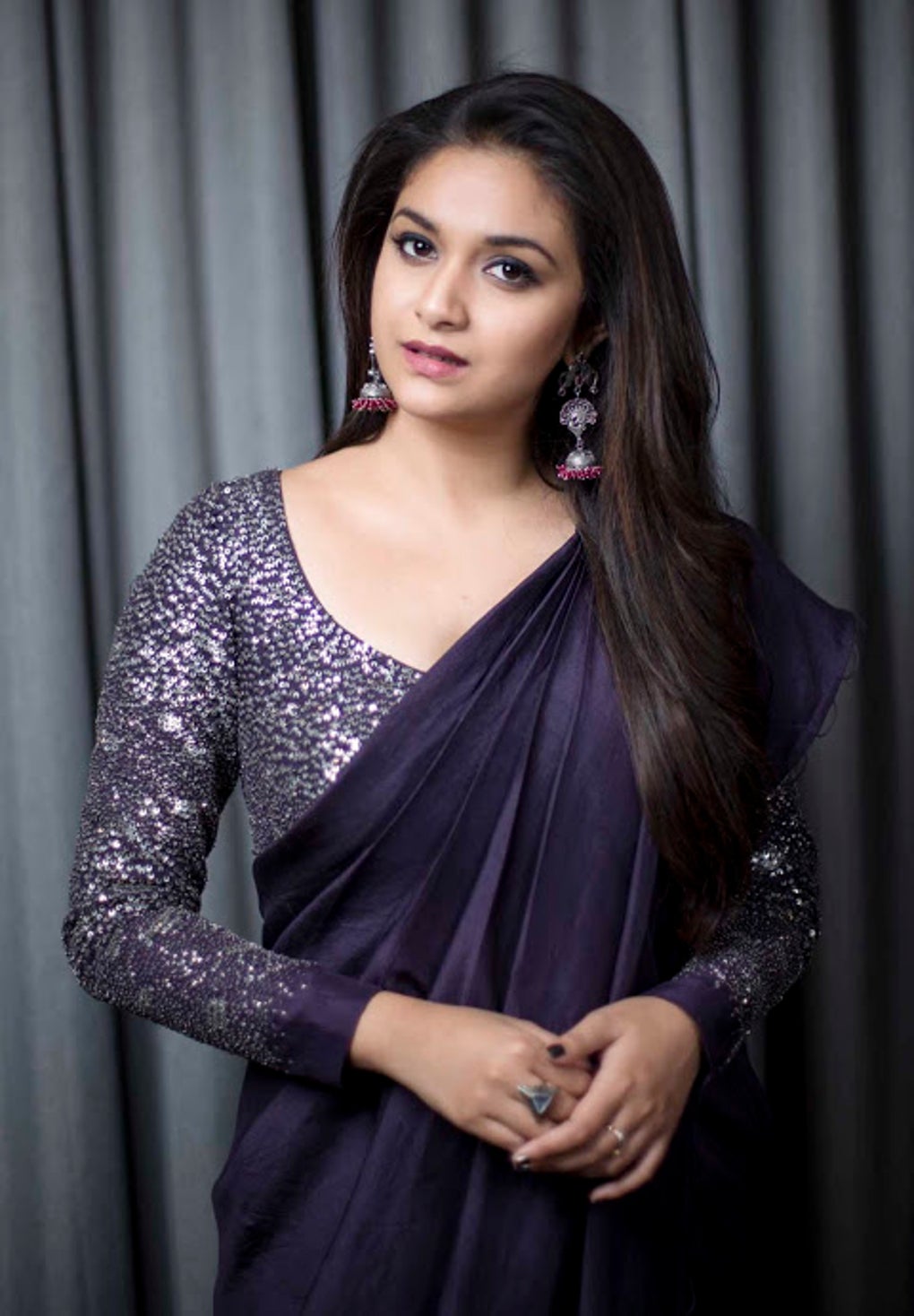Keerthi Suresh Wallpaper HD Apk Para Android