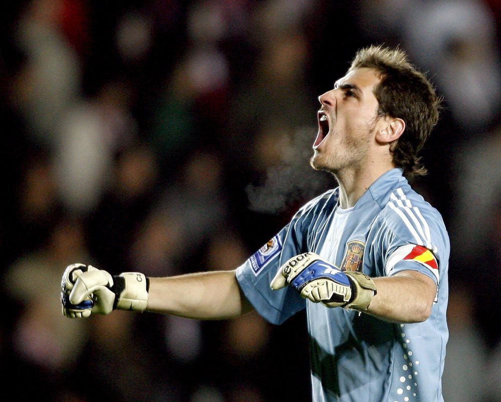 Iker Casillas Wallpaper Football Soccer Photos
