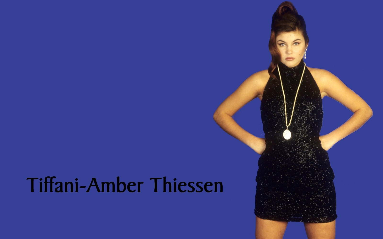 Wallpaperboard Tiffani Amber Thiessen Wallpaper